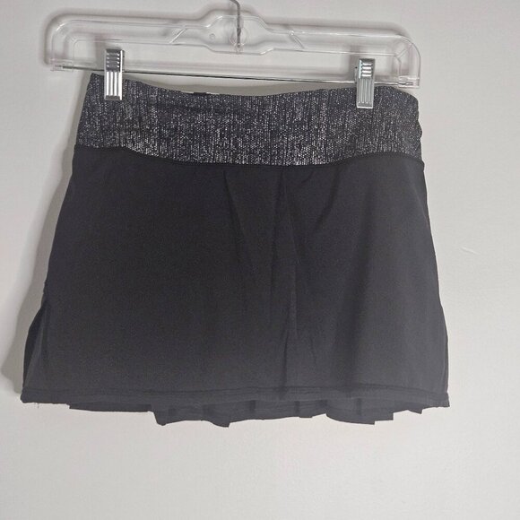 Lululemon Run: Pace Setter Skirt sz 2 - Picture 3 of 8